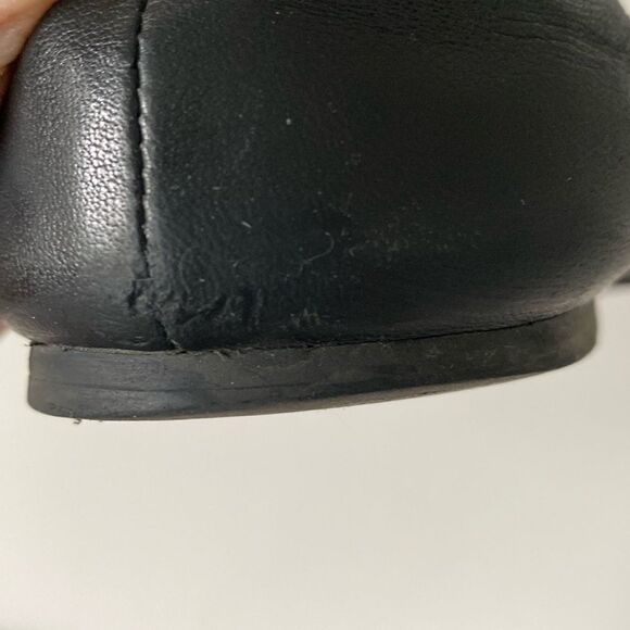 Tory Burch Iconic Black Leather Flats Silver Tone Logo Plate sz 8 Luxury Elegant - Picture 10 of 13